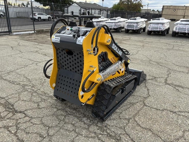 2025-sd-lanch-sdll60-skid-steer-image-3