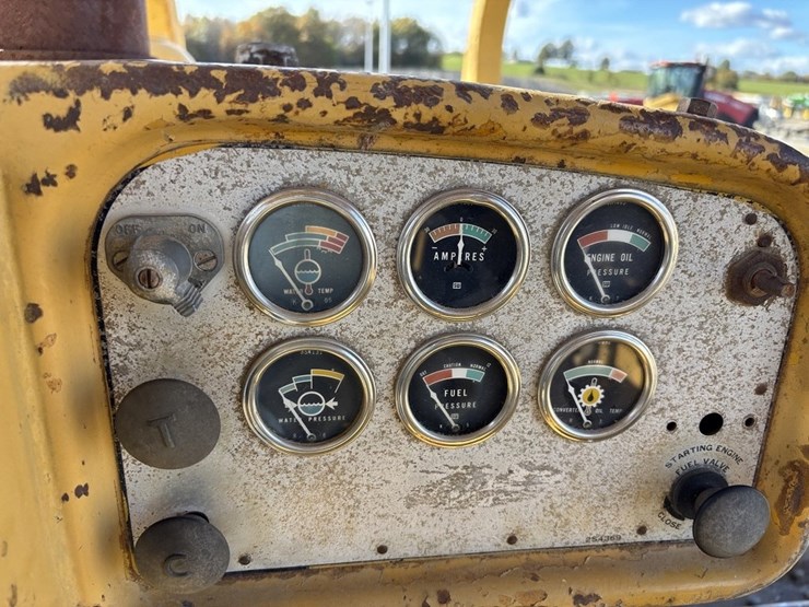 caterpillar-d7-image-43