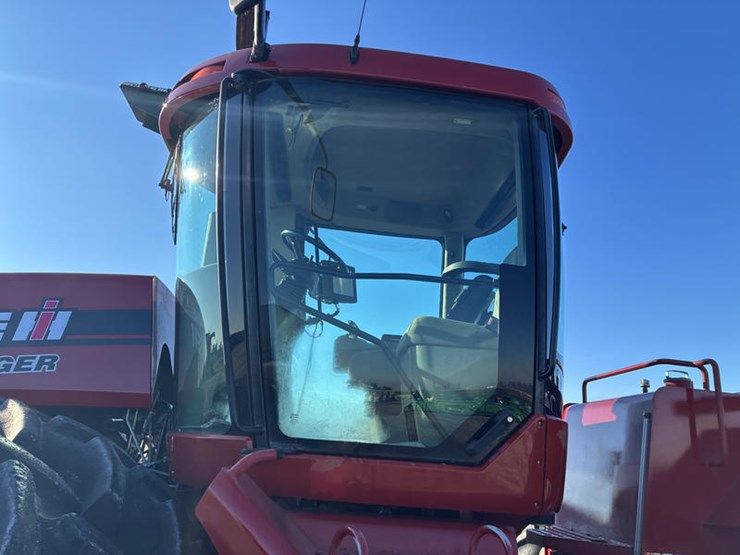 case-ih-steiger-335-image-39