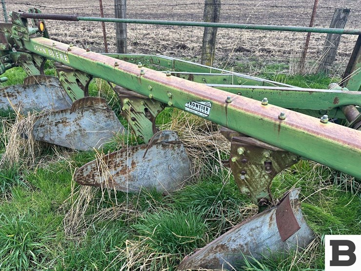 john-deere-3100-image-15