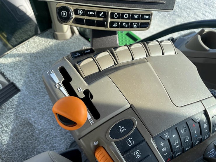 john-deere-8r-370-image-89