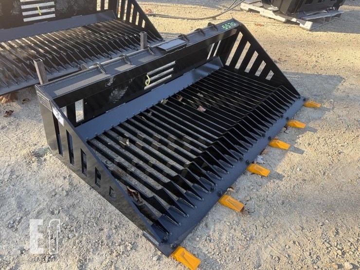 skid-steer-rock-bucket-image-2