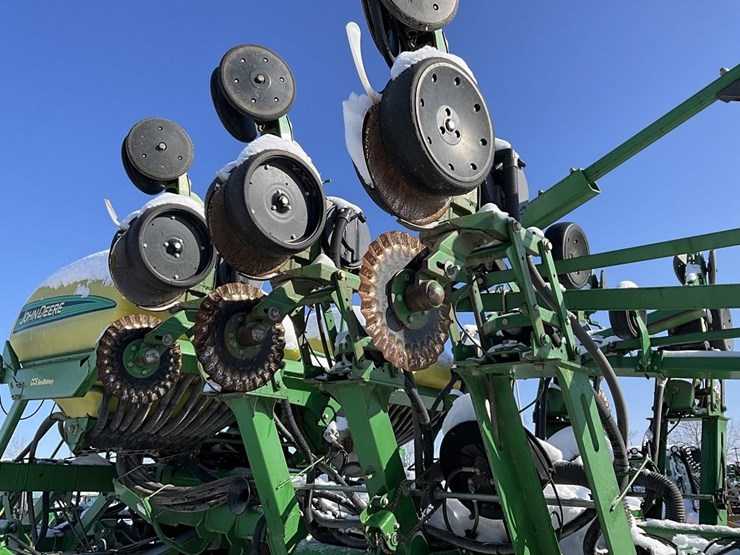 john-deere-6000-image-27