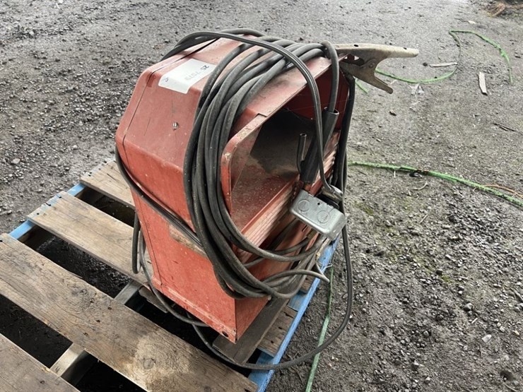 lincoln-electric-ac225-stick-welder-image-3