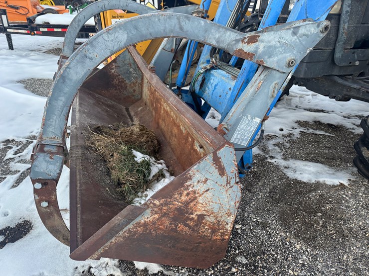 2002-new-holland-tm125-image-8