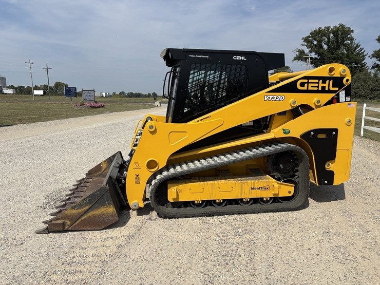 gehl-vt320-image-2