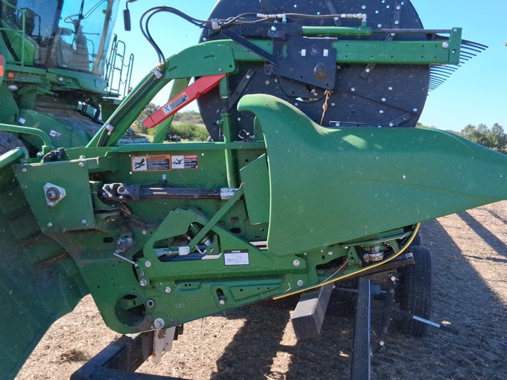 2019-john-deere-745fd-image-8