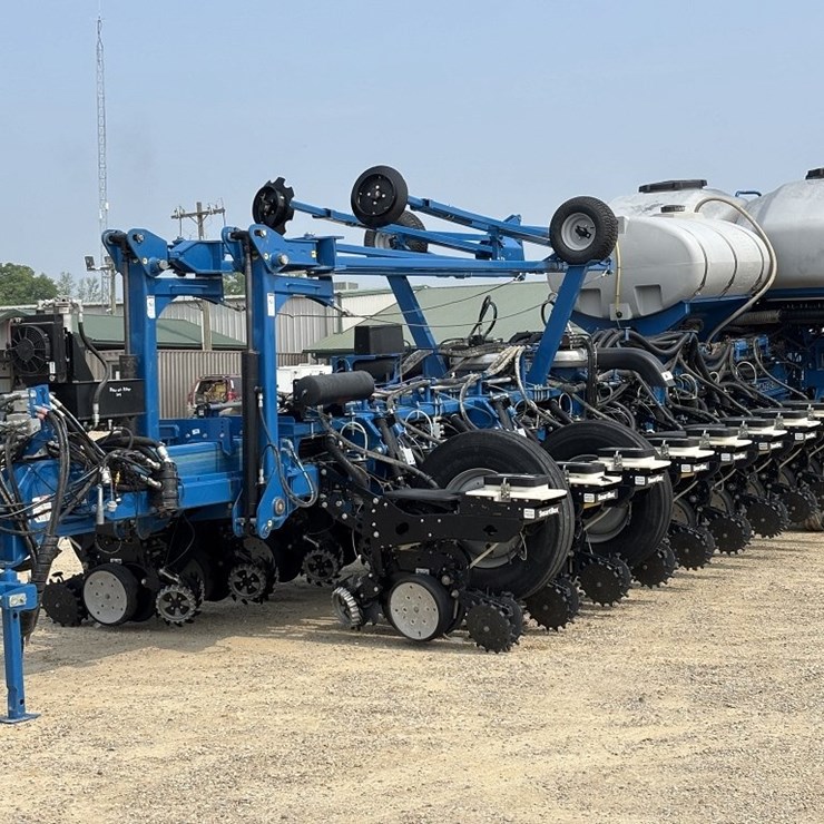 KINZE 4900