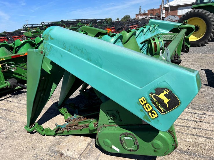 john-deere-893-image-1