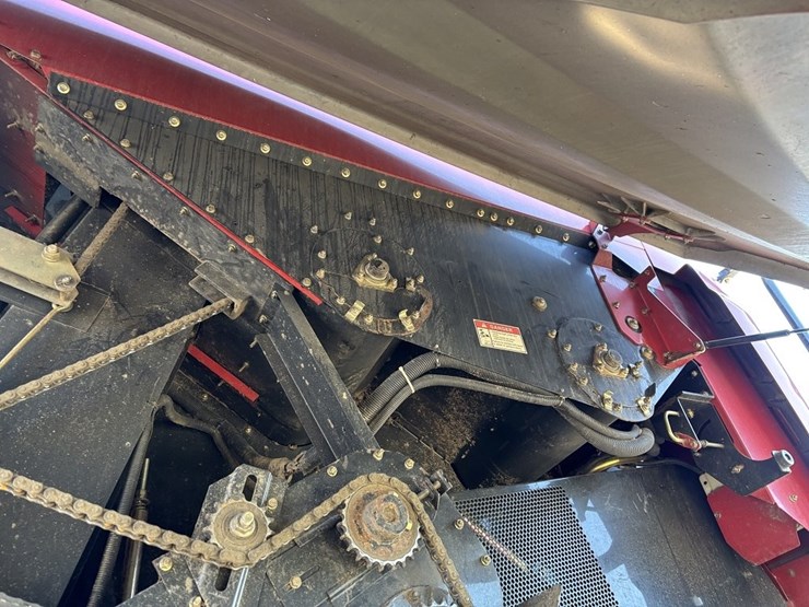 case-ih-6088-image-47