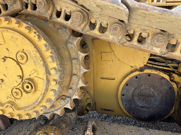 caterpillar-d5m-image-19