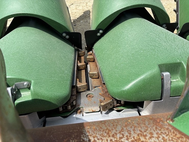 2022-john-deere-c12r-image-20