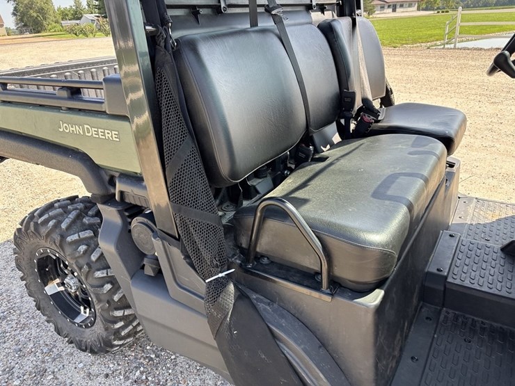 john-deere-gator-image-17