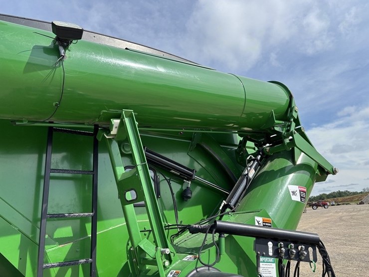 2011-brent-1194-image-10