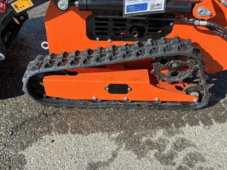 2025-mms-36c-skid-steer-track-loader-image-8