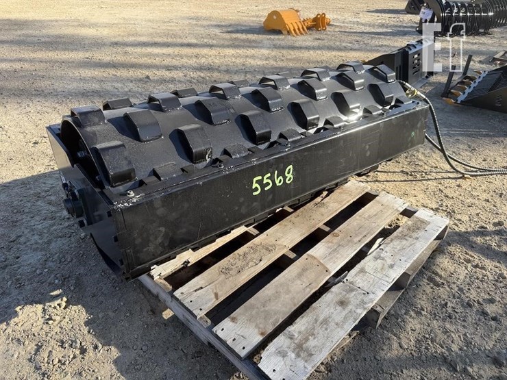 skid-steer-compactor-wheel-image-1