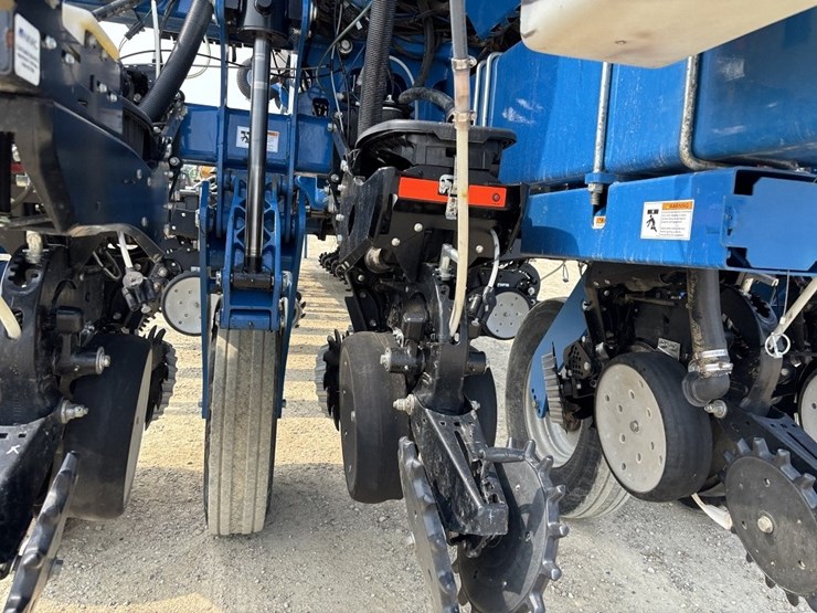kinze-4900-image-34
