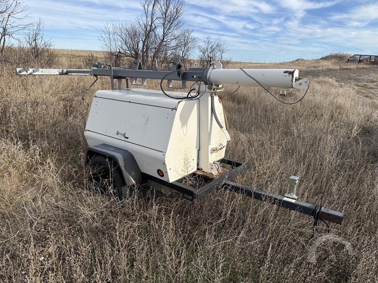 unknown-light-tower-image-3