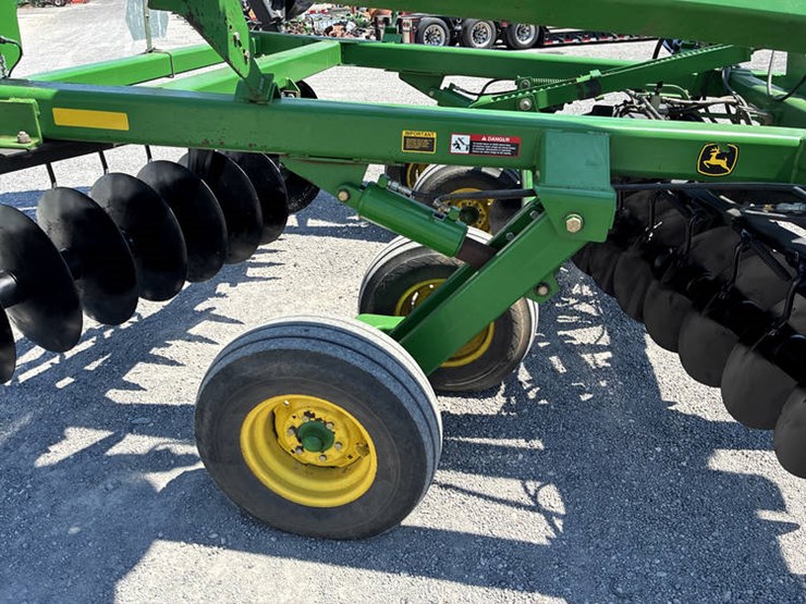 john-deere-637-image-14