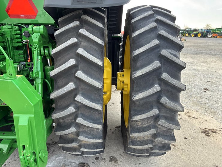 john-deere-8r-370-image-61