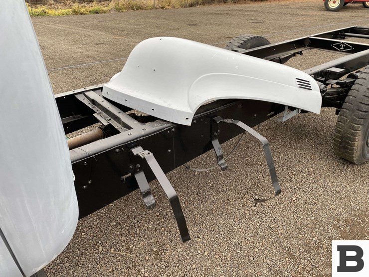 vintage-ford-frame-image-18