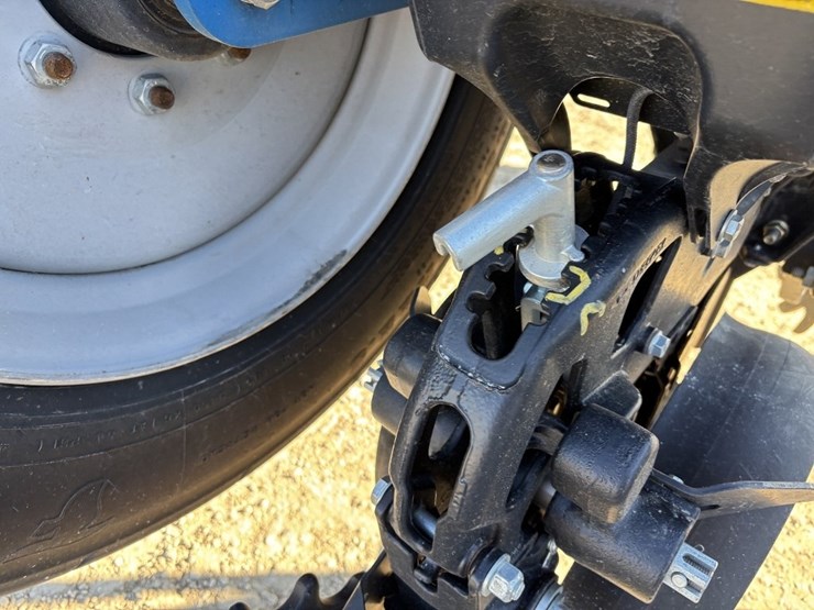 2024-kinze-5900-image-17