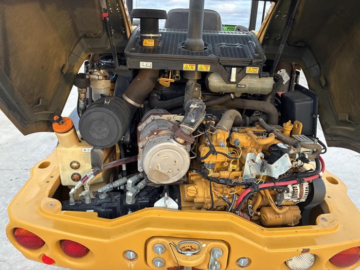 caterpillar-906m-image-50