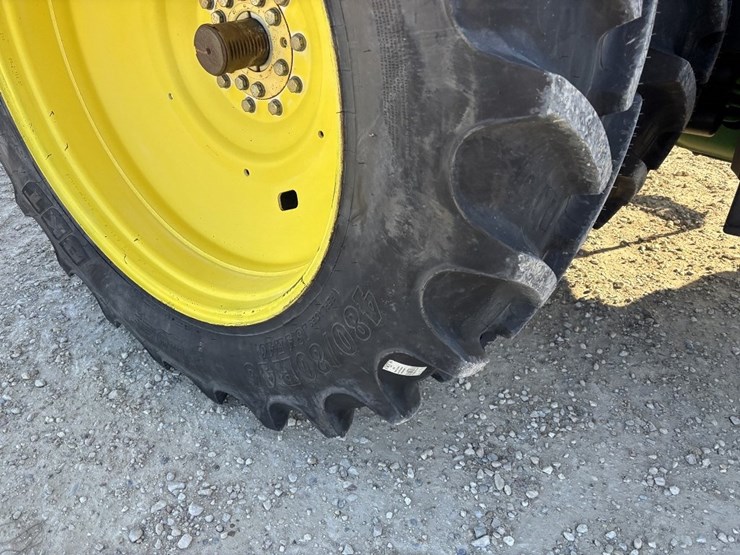 john-deere-8330-image-19