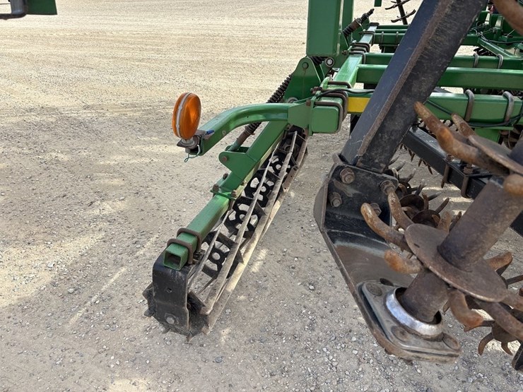 great-plains-4000tm-image-28