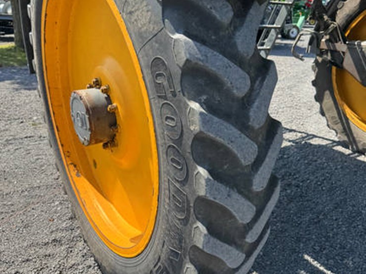 hagie-sts10-image-22