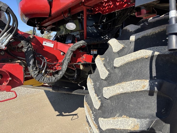 case-ih-6088-image-79