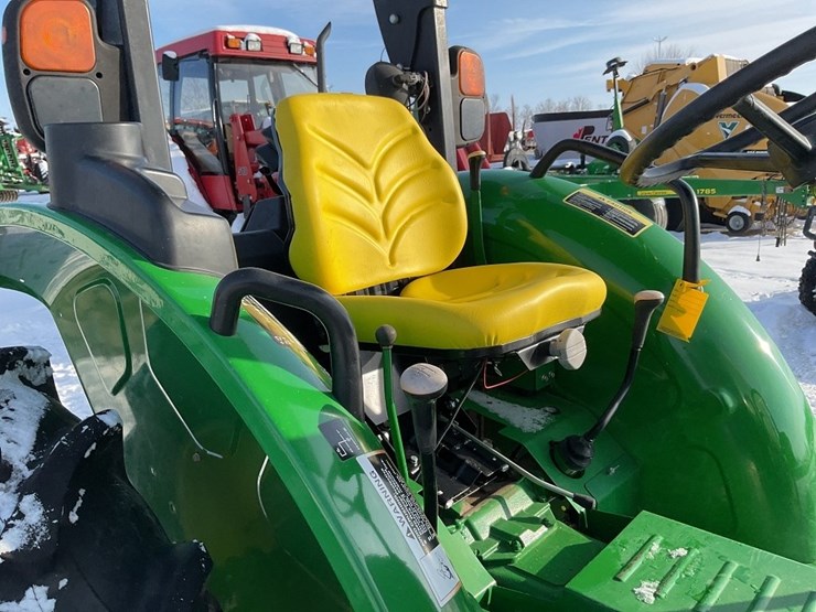 john-deere-5055e-image-12