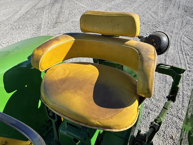 john-deere-4020-image-52