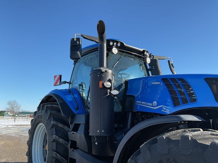 new-holland-t8.435-image-19