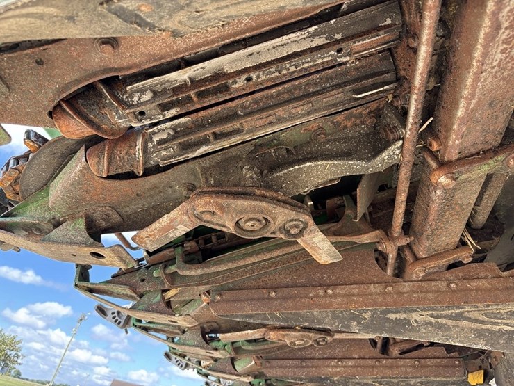 john-deere-608c-image-39