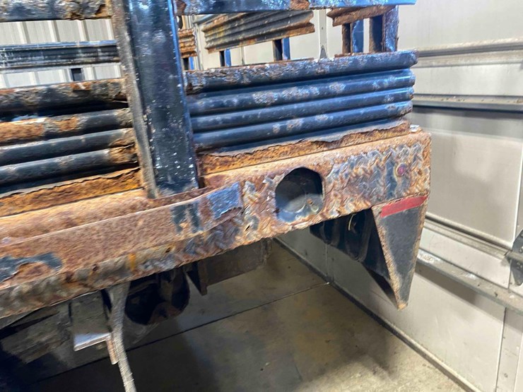 chevrolet-3500-image-7