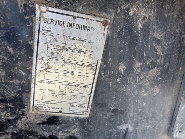 2010-caterpillar-d7e-image-50