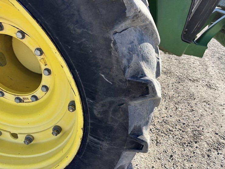 john-deere-8285r-image-15