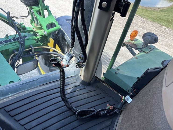 john-deere-4720-image-63