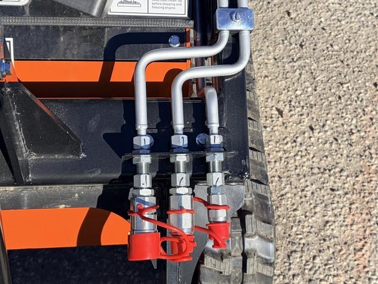 2025-sdlool-sl36c-skid-steer-image-7