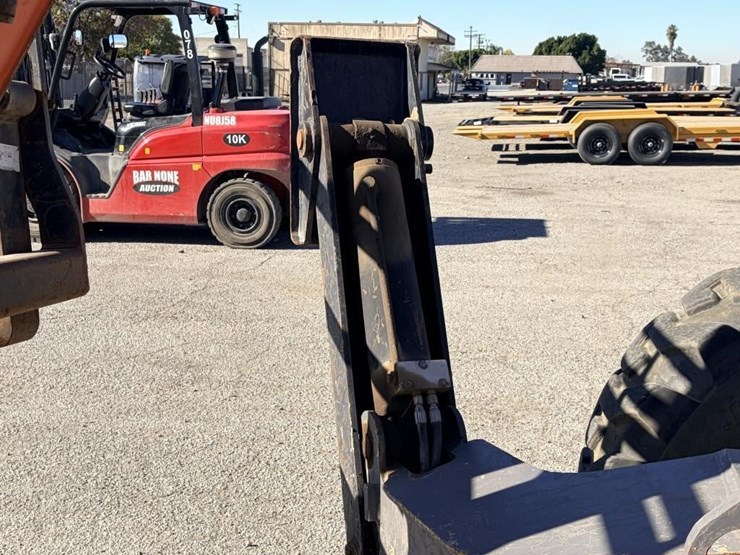 2008-jlg-gl12-55a-telescopic-reach-lift-image-8