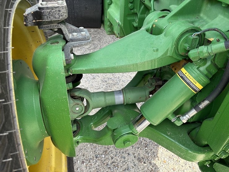 john-deere-8430-image-11