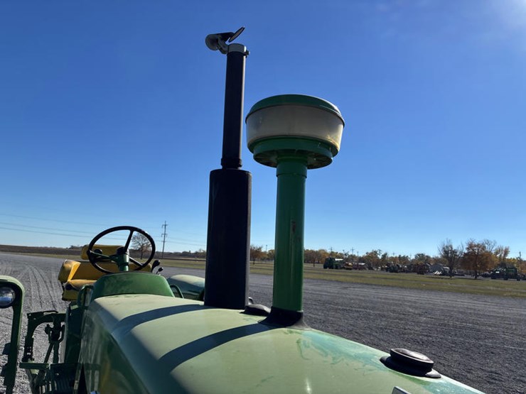 john-deere-4020-image-13