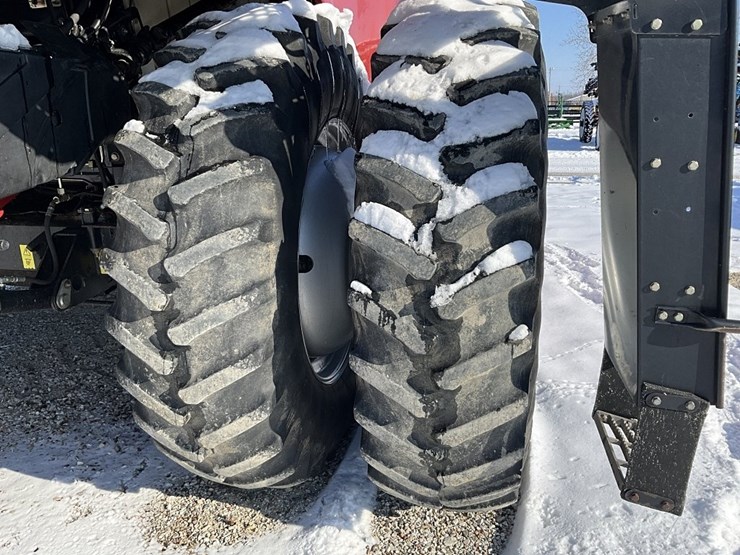 case-ih-8010-image-11