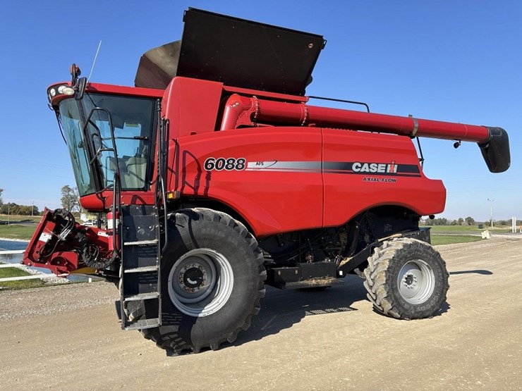 case-ih-6088-image-5