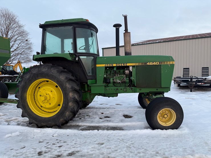 john-deere-4640-image-1