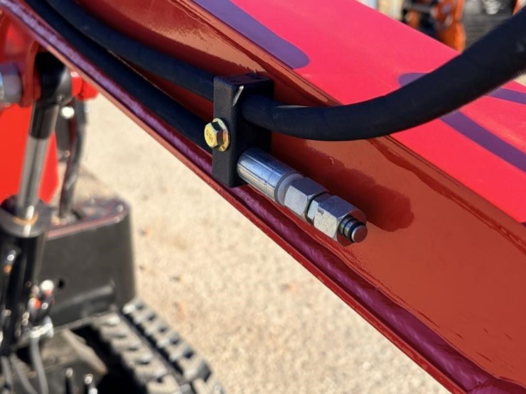 2025-vicsec-vc13-excavator-image-11