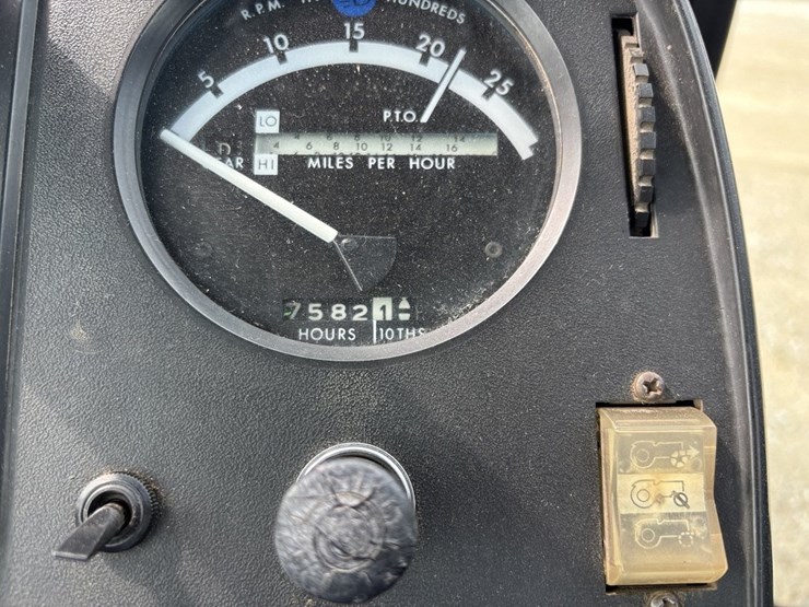 john-deere-4640-image-38