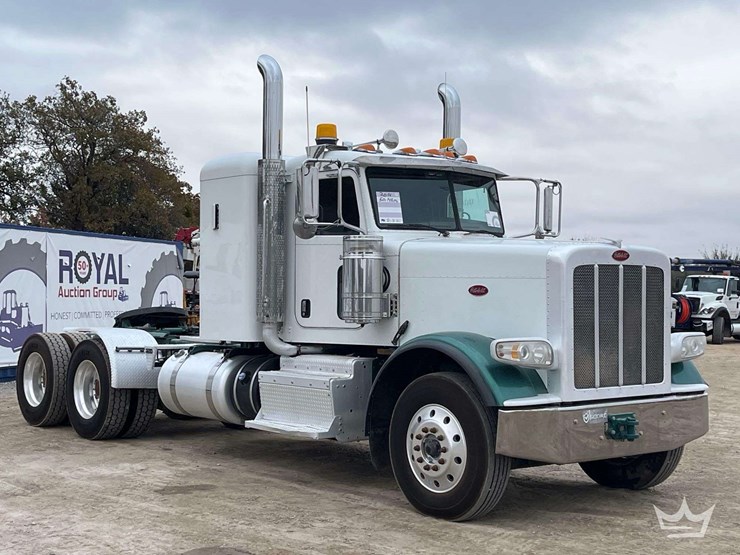 2014-peterbilt-388-image-4