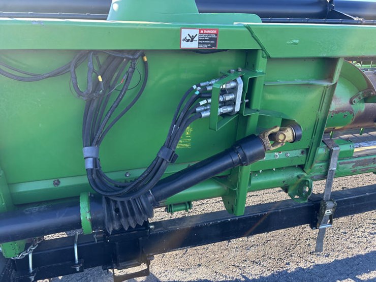 john-deere-630f-image-8